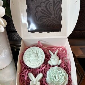Handcrafted Bunny & Floral Soap Gift Set